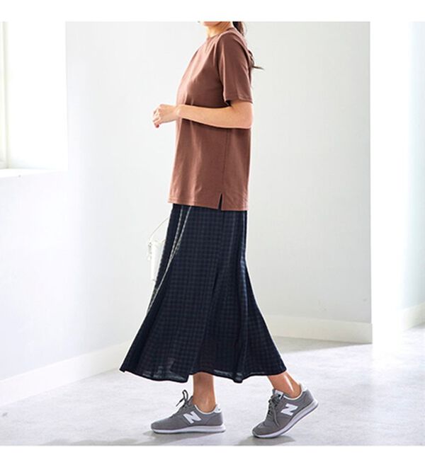 BELLUNA（ベルーナ）の「艶やか綿１００％シンプルプルオーバー（カットソー）」｜詳細画像