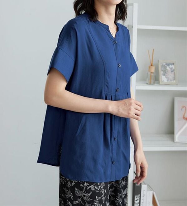 BELLUNA（ベルーナ）の「麻調素材タック使いシャツチュニック（ブラウス）」｜詳細画像