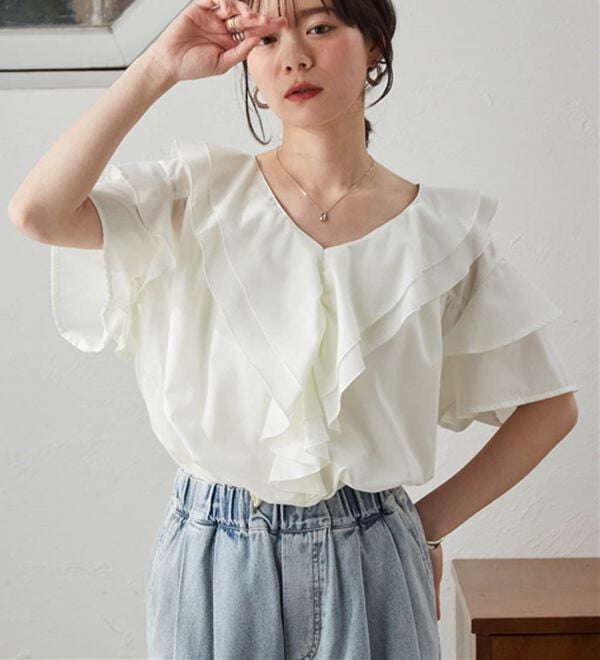 RANAN（ラナン）の「ビッグカラーフリルハーフスリーブブラウス（シャツ）」｜詳細画像