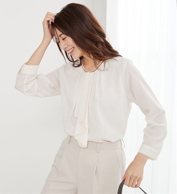 BELLUNA（ベルーナ）の「＜Ｃ／Ｓ＞ドットシフォンボウタイブラウス（ブラウス）」｜詳細画像