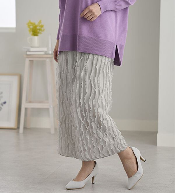 BELLUNA（ベルーナ）の「チュニックの下にはくストライプフリルスカート（ロングスカート）」｜詳細画像