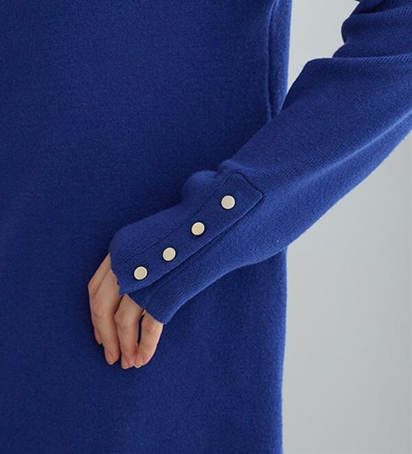 BELLUNA（ベルーナ）の「もちもち袖ボタンニットプルオーバー（ニット・セーター）」｜詳細画像