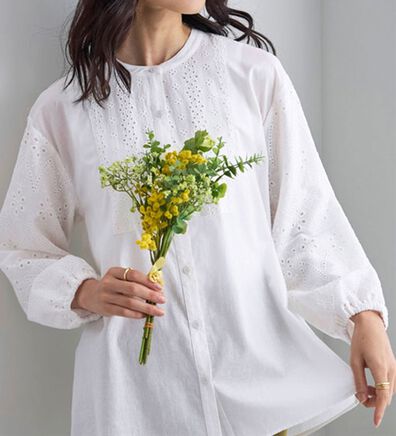 BELLUNA（ベルーナ）の「綿１００％レース切替デザインブラウス（ブラウス）」