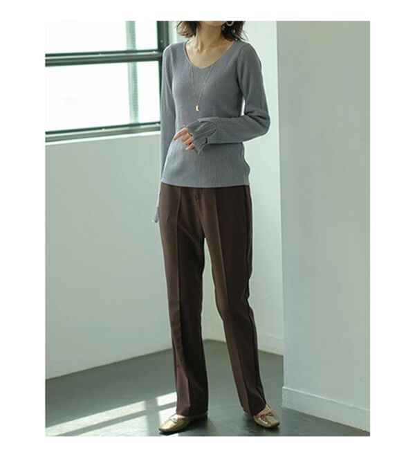 GeeRA（ジーラ）の「プリーツ付Ｖネックリブニットトップス（ニット・セーター）」｜詳細画像