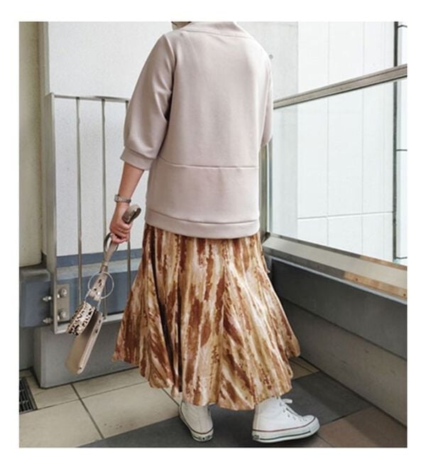 BELLUNA（ベルーナ）の「裾切替デザインフレアースカート（ひざ丈スカート）」｜詳細画像