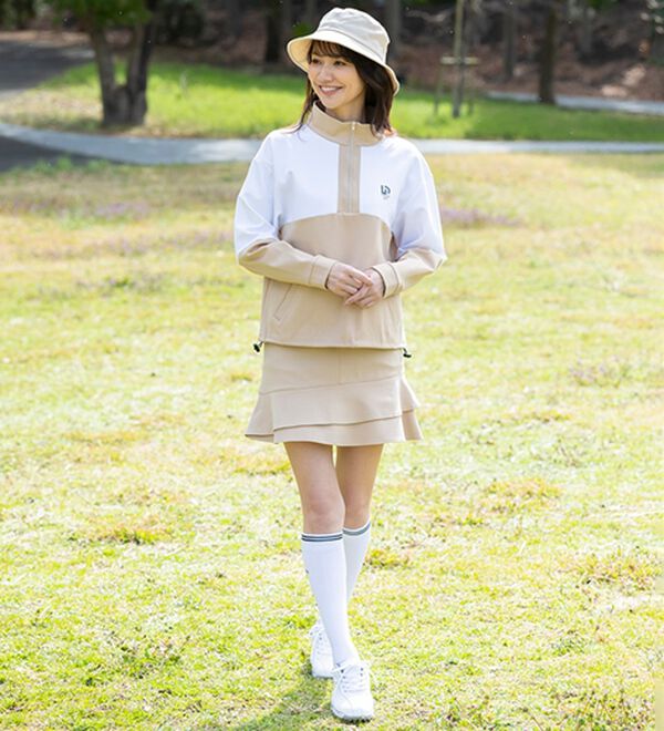 BELLUNA（ベルーナ）の「【三枝こころコラボ】ロゴ使いフレアースカート（ミニスカート）」｜詳細画像