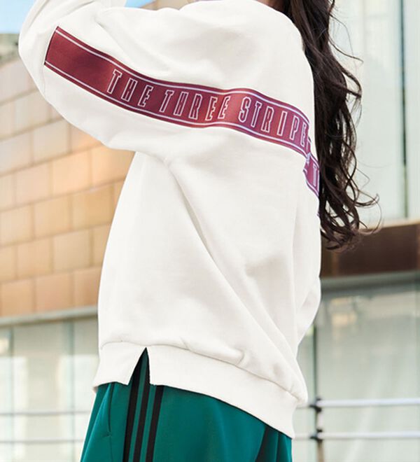 RANAN（ラナン）の「＜ａｄｉｄａｓ＞Ｗ　ＷＯＲＤ　クルースウェット（トレーナー・スウェット）」｜詳細画像