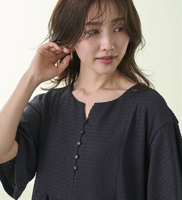 BELLUNA（ベルーナ）の「よく伸びてラク！ポコポコ着やせチュニック（チュニック）」｜詳細画像