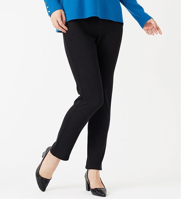 BELLUNA（ベルーナ）の「マシュマロみたいな裏ベロアなめらかストレッチパンツ（フルレングスパンツ）」｜詳細画像