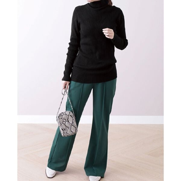 BELLUNA（ベルーナ）の「もちもちタートルネックニットプルオーバー（ニット・セーター）」｜詳細画像