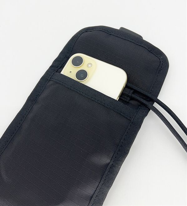 BELLUNA（ベルーナ）の「どこにでもスマホ入れポシェット（その他バッグ）」｜詳細画像