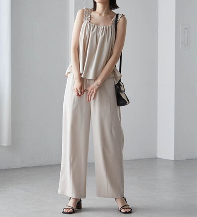 RANAN（ラナン）の「フリルデザインキャミセットアップ（ワイドパンツ・ガウチョ）」