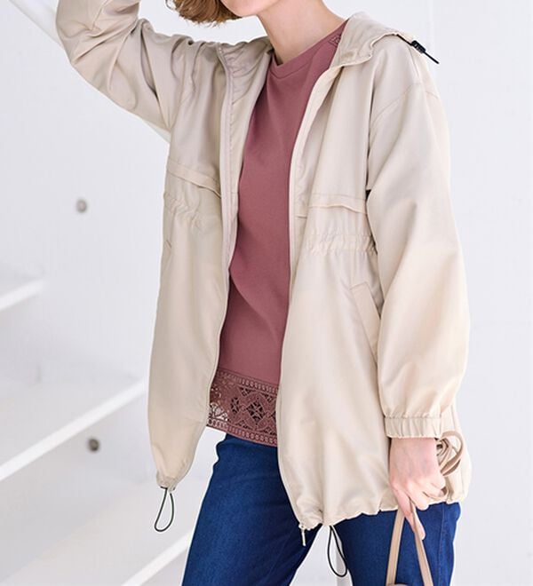 BELLUNA（ベルーナ）の「はっ水加工軽量パーカー（ポーチ付）（パーカー）」｜詳細画像