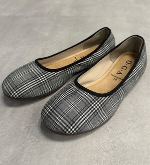 RANAN（ラナン）の「日本製カジュアルシューズ（フラットシューズ）」｜モノトーンチェック