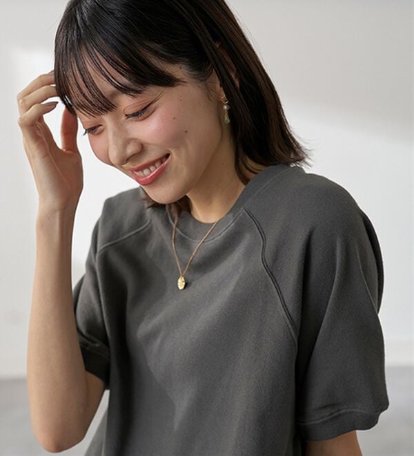 BELLUNA（ベルーナ）の「≪ＨｕｇＲｅａｍコットン≫裏毛半袖プルオーバー（カットソー）」｜詳細画像