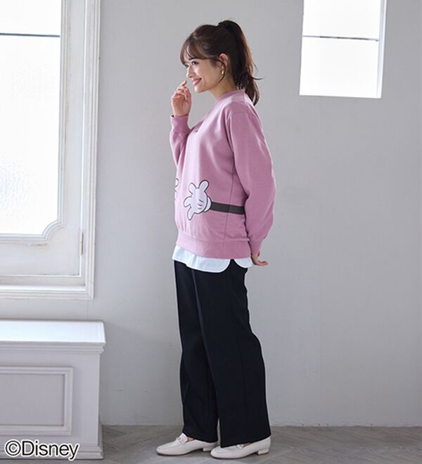 BELLUNA（ベルーナ）の「＜Ｄｉｓｎｅｙ＞【ミッキー＆ミニー】抱き着きプリント裏起毛トレーナー（カットソー）」｜詳細画像