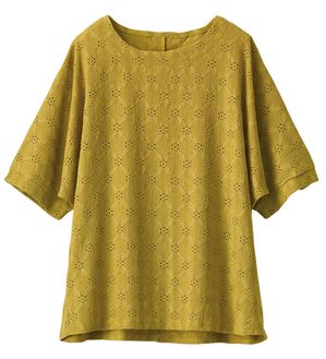 BELLUNA（ベルーナ）の「総レース素材ドルマンプルオーバー（カットソー）」｜イエロー