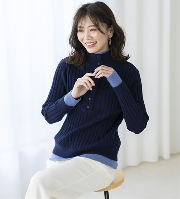 BELLUNA（ベルーナ）の「多ボタン使い配色ニットプルオーバー（ニット・セーター）」｜詳細画像