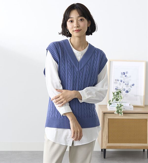 BELLUNA（ベルーナ）の「ニットベストアンサンブル（ベスト）」｜詳細画像