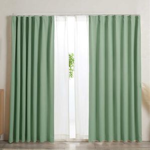 iellio（イエリオ）の「防炎＆１・２級遮光＆断熱保温＆ＵＶ見えにくいレース付カーテンセット＜４枚組・防炎・遮光１級・洗える・無地・レースカーテン＞（ドレープカーテン）」｜セージグリーン