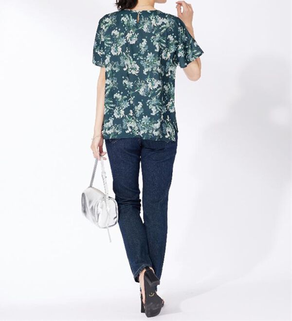 BELLUNA（ベルーナ）の「〈日比谷花壇〉袖フリルデザインブラウス（ブラウス）」｜詳細画像