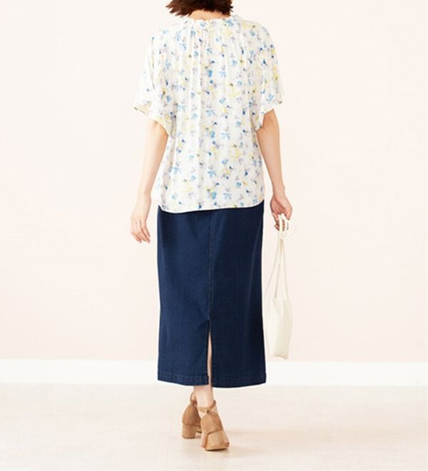 BELLUNA（ベルーナ）の「レーヨン素材袖フレアーブラウス（ブラウス）」｜詳細画像