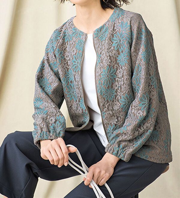 VINNO（ヴィノ）の「総レースノーカラーブルゾン（ブルゾン）」｜詳細画像