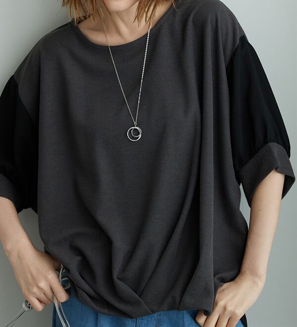 BELLUNA（ベルーナ）の「【新色追加】&ldquo;2点セット&rdquo;ネックレス付！異素材裾タックプルオーバー（カットソー）」｜詳細画像