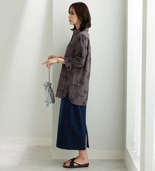 BELLUNA（ベルーナ）の「花柄刺しゅう袖リボンシャツチュニック（チュニック）」｜詳細画像