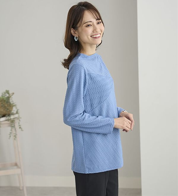 BELLUNA（ベルーナ）の「波柄ジャカード切替デザインプルオーバー（カットソー）」｜詳細画像