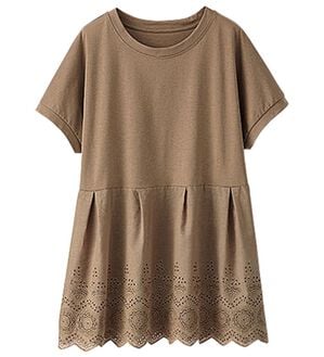 BELLUNA（ベルーナ）の「裾刺しゅうデザインプルオーバー（カットソー）」｜モカ