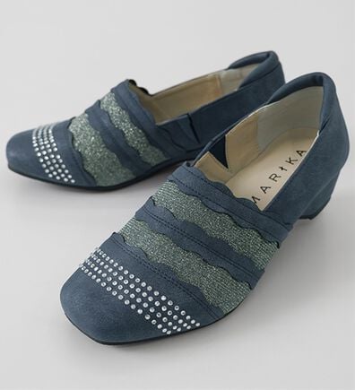 BELLUNA（ベルーナ）の「４Ｅラメ使いウェッジパンプス（パンプス）」