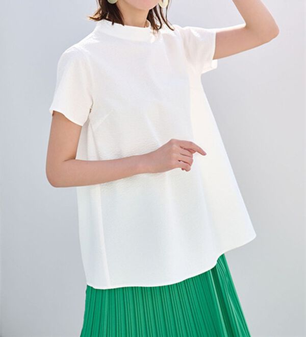 綿混バックボタンハイネックサッカーブラウス - ベルーナ【公式】