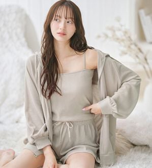 YU'NOW（ユナウ）の「ワッフルルームウェア３点セット（パジャマ・ルームウェア）」｜ベージュ系その他