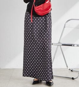 RANAN（ラナン）の「エンボスサテンナロースカート（ロングスカート）」