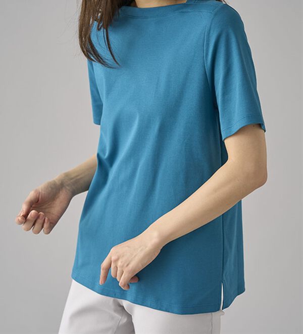 BELLUNA（ベルーナ）の「艶やか綿１００％シンプルプルオーバー（カットソー）」｜詳細画像