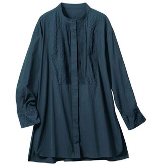 VINNO（ヴィノ）の「キルト風デザイン切替ブラウス（ブラウス）」｜ネイビー