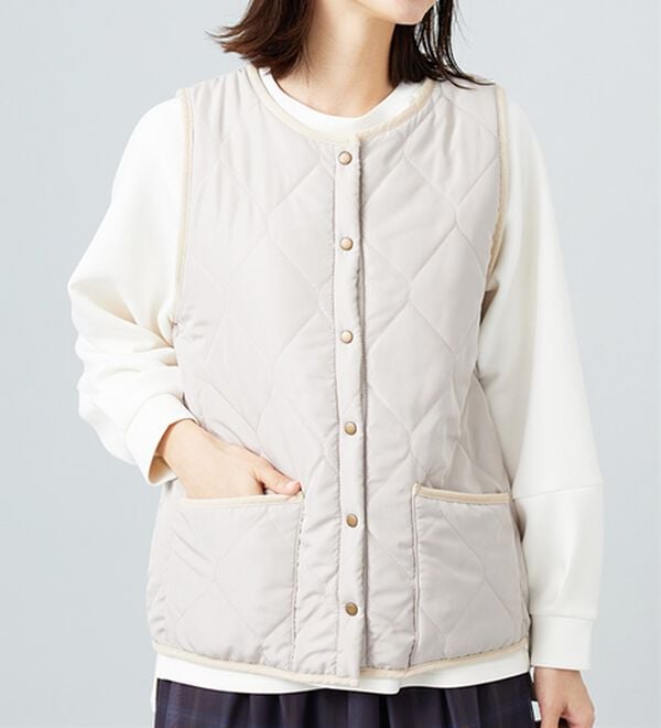 BELLUNA（ベルーナ）の「【洗える！】裏ファー素材中わたキルトベスト（ベスト）」｜アイボリー