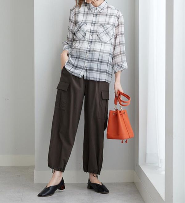 BELLUNA（ベルーナ）の「シフォン楊柳チェック柄プリントシャツ（シャツ）」｜詳細画像