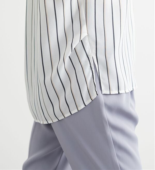 BELLUNA（ベルーナ）の「エアリーツイル裾タックシャツチュニック（チュニック）」｜詳細画像