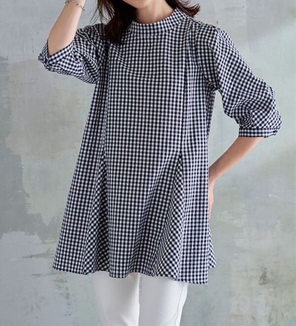 BELLUNA（ベルーナ）の「着痩せ！サッカー素材切替ブラウス（ブラウス）」｜詳細画像