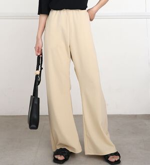 A HAPPY MARILYN（アハッピーマリリン）の「【Ｌ～８Ｌ】＜身長別に選べる２丈＞さらっと美脚ゆるカーブパンツ（ワイドパンツ・ガウチョ）」｜エクリュ