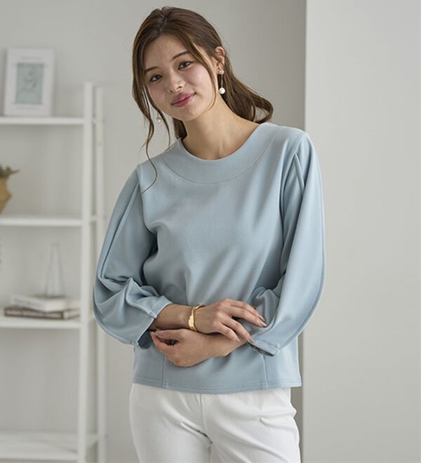 BELLUNA（ベルーナ）の「袖ボリュームタックプルオーバー（カットソー）」｜詳細画像