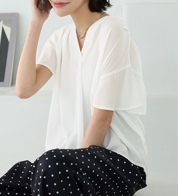 GeeRA（ジーラ）の「【再入荷】サラサラ涼しい！着やせも叶うフレアー袖ブラウス（ブラウス）」｜詳細画像