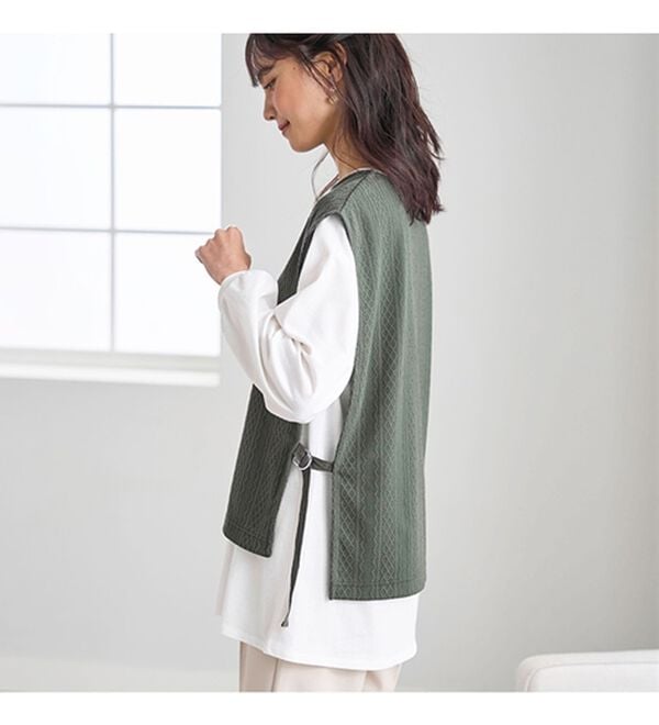 BELLUNA（ベルーナ）の「カットソージャカード素材ベストアンサンブル（アンサンブル）」｜詳細画像