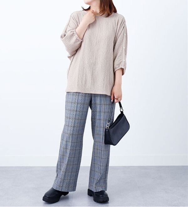 BELLUNA（ベルーナ）の「楊柳素材肩ボタンプルオーバー（カットソー）」｜詳細画像