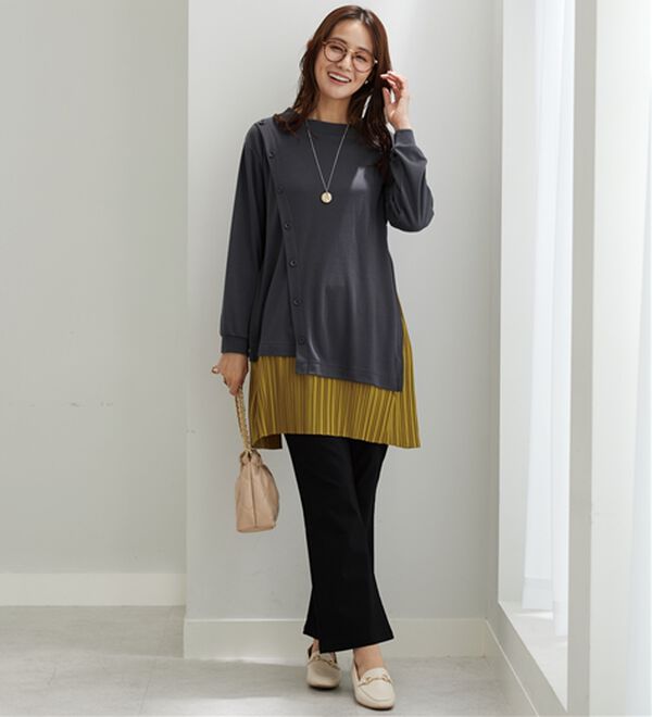 裾プリーツ切替ボタン使いチュニック - ベルーナ【公式】