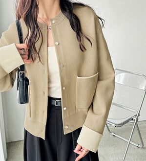 GeeRA（ジーラ）の「配色カラーニットカーディガン（ニットカーディガン）」｜ベージュ&times;ライトベージュ