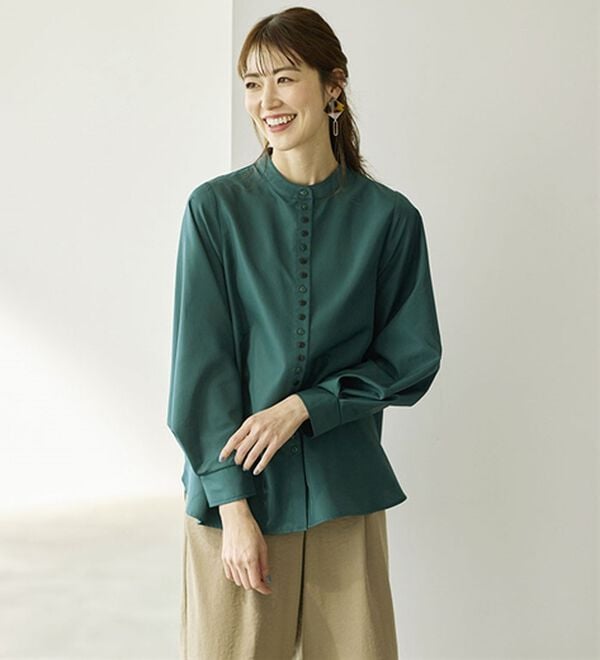 BELLUNA（ベルーナ）の「大人のシンプル服多ボタン袖ボリュームブラウス（ブラウス）」｜詳細画像