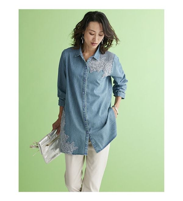 BELLUNA（ベルーナ）の「花柄レース切替デニム素材ブラウス（チュニック）」｜詳細画像